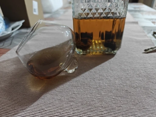 66322dfe72496 verre à whisky